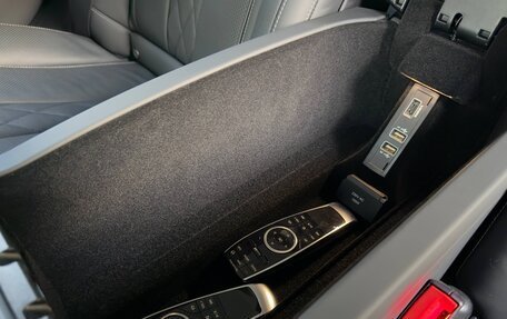 Mercedes-Benz S-Класс, 2018 год, 36 500 000 рублей, 36 фотография