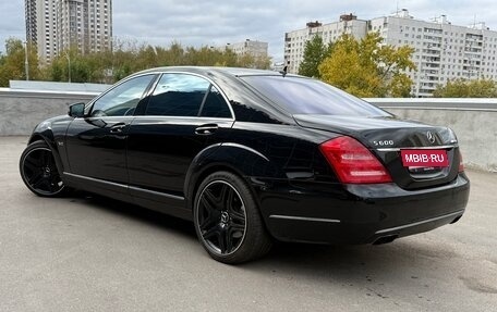 Mercedes-Benz S-Класс, 2011 год, 1 995 000 рублей, 3 фотография