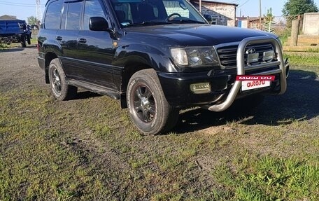 Toyota Land Cruiser 100 рестайлинг 2, 2005 год, 1 999 000 рублей, 3 фотография