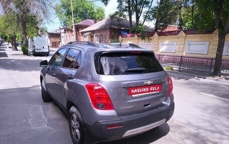 Chevrolet Tracker III, 2015 год, 900 000 рублей, 10 фотография
