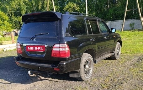 Toyota Land Cruiser 100 рестайлинг 2, 2005 год, 1 999 000 рублей, 4 фотография