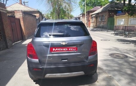 Chevrolet Tracker III, 2015 год, 900 000 рублей, 21 фотография