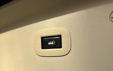 Nissan Patrol, 2011 год, 2 450 000 рублей, 7 фотография