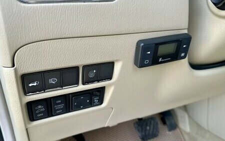 Nissan Patrol, 2011 год, 2 450 000 рублей, 4 фотография