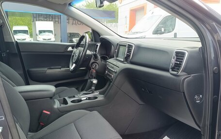 KIA Sportage IV рестайлинг, 2017 год, 2 150 000 рублей, 28 фотография