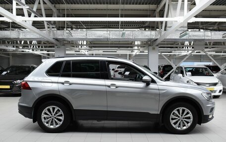 Volkswagen Tiguan II, 2020 год, 2 850 000 рублей, 8 фотография