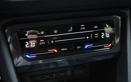 Volkswagen Tiguan II, 2020 год, 2 850 000 рублей, 15 фотография
