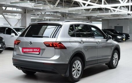 Volkswagen Tiguan II, 2020 год, 2 850 000 рублей, 7 фотография