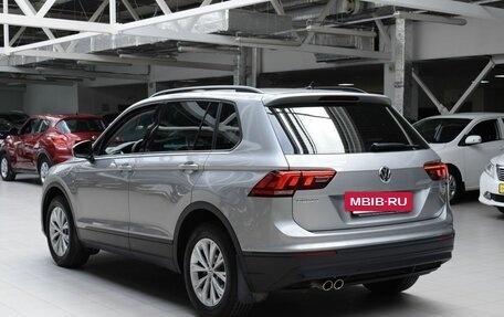 Volkswagen Tiguan II, 2020 год, 2 850 000 рублей, 5 фотография