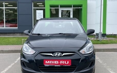 Hyundai Solaris II рестайлинг, 2013 год, 649 000 рублей, 2 фотография