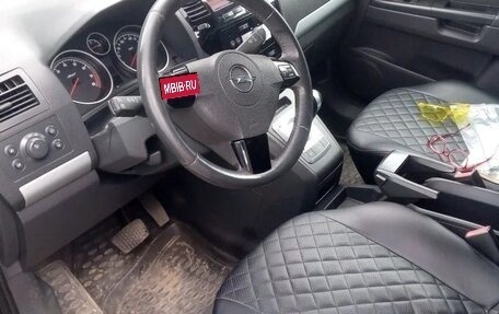 Opel Zafira B, 2011 год, 820 000 рублей, 2 фотография