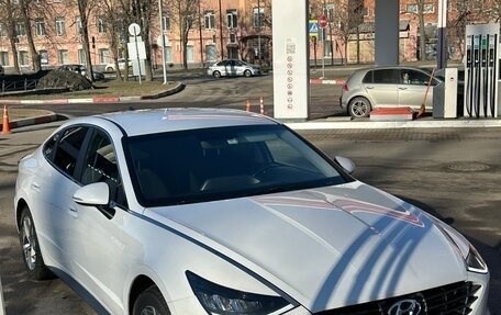 Hyundai Sonata VIII, 2020 год, 2 600 000 рублей, 2 фотография