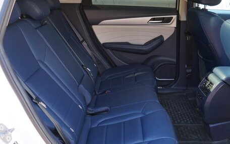 Haval F7 I, 2023 год, 2 350 000 рублей, 17 фотография