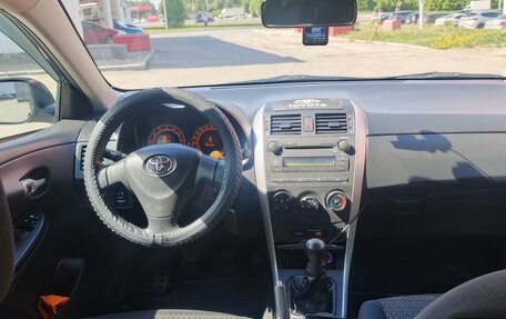 Toyota Corolla, 2008 год, 900 000 рублей, 11 фотография