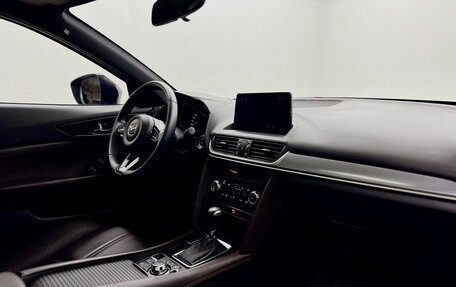 Mazda CX-4, 2023 год, 2 980 000 рублей, 12 фотография