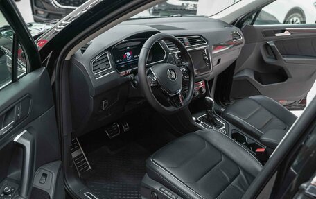 Volkswagen Tiguan II, 2018 год, 2 350 000 рублей, 6 фотография