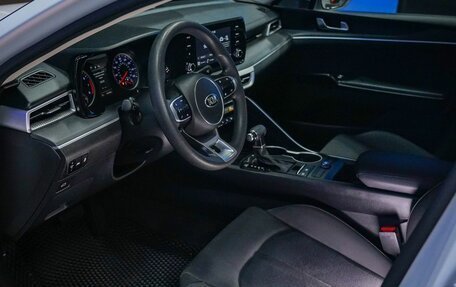 KIA K5, 2020 год, 2 280 000 рублей, 11 фотография