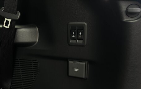 Toyota Land Cruiser Prado, 2025 год, 12 990 000 рублей, 29 фотография