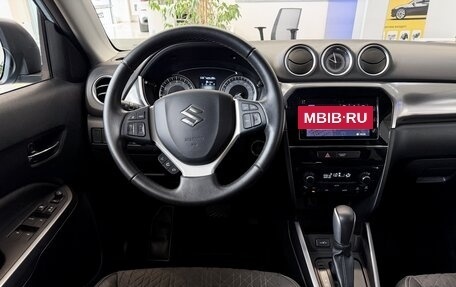 Suzuki Vitara II рестайлинг, 2019 год, 2 490 000 рублей, 18 фотография