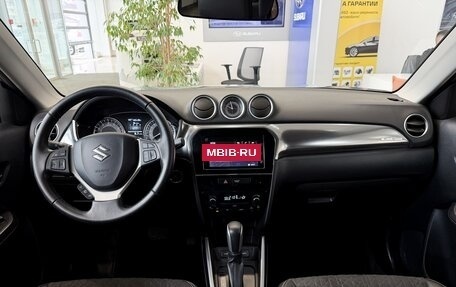 Suzuki Vitara II рестайлинг, 2019 год, 2 490 000 рублей, 17 фотография