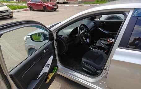 Hyundai Solaris II рестайлинг, 2014 год, 980 000 рублей, 9 фотография