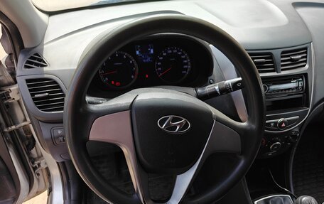Hyundai Solaris II рестайлинг, 2014 год, 980 000 рублей, 10 фотография