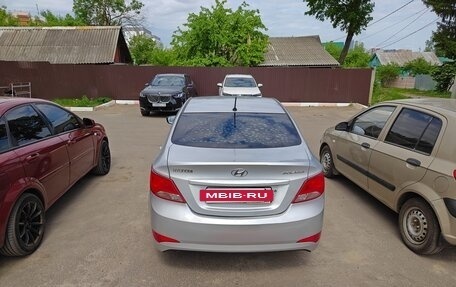Hyundai Solaris II рестайлинг, 2014 год, 980 000 рублей, 4 фотография