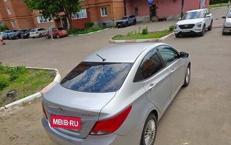 Hyundai Solaris II рестайлинг, 2014 год, 980 000 рублей, 5 фотография