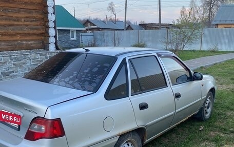 Daewoo Nexia I рестайлинг, 2013 год, 140 000 рублей, 10 фотография