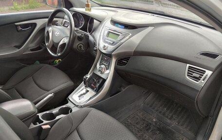 Hyundai Elantra V, 2013 год, 980 000 рублей, 5 фотография