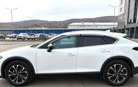 Mazda CX-4, 2023 год, 3 100 000 рублей, 4 фотография