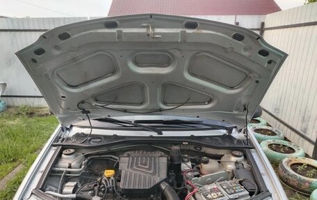 Renault Logan I, 2012 год, 500 000 рублей, 2 фотография