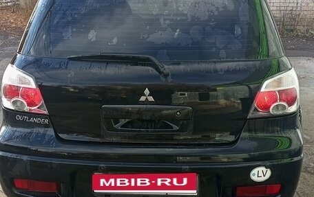 Mitsubishi Outlander III рестайлинг 3, 2007 год, 490 000 рублей, 5 фотография