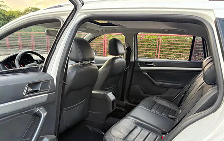 Volkswagen Lavida, 2017 год, 1 380 000 рублей, 15 фотография