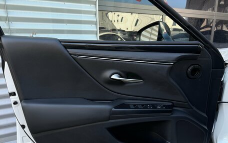 Lexus ES VII, 2020 год, 3 990 000 рублей, 21 фотография