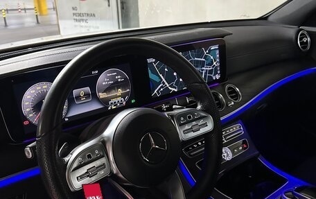 Mercedes-Benz E-Класс, 2018 год, 4 750 000 рублей, 9 фотография