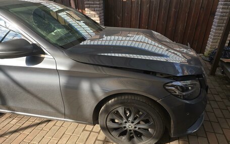 Mercedes-Benz C-Класс, 2018 год, 1 200 000 рублей, 4 фотография