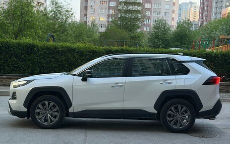 Toyota RAV4, 2025 год, 3 699 000 рублей, 4 фотография