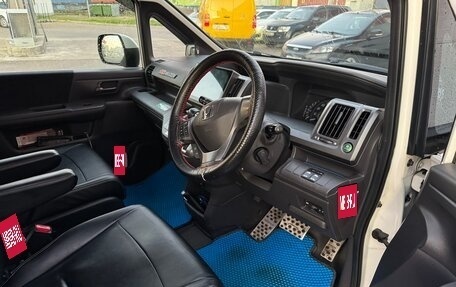 Honda Stepwgn IV, 2011 год, 1 100 000 рублей, 6 фотография