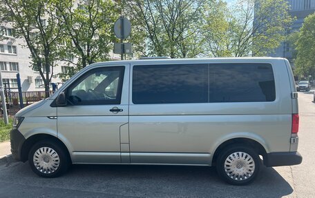 Volkswagen Transporter T6 рестайлинг, 2017 год, 3 100 000 рублей, 4 фотография