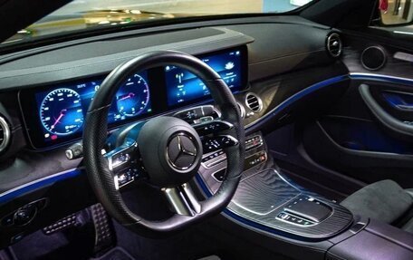 Mercedes-Benz E-Класс, 2020 год, 4 890 000 рублей, 7 фотография