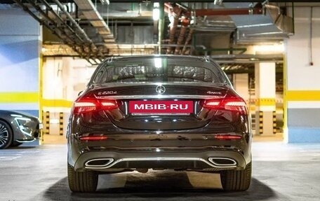 Mercedes-Benz E-Класс, 2020 год, 4 890 000 рублей, 3 фотография