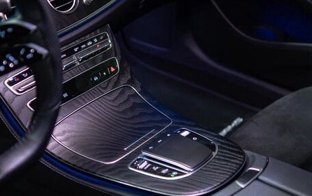 Mercedes-Benz E-Класс, 2020 год, 4 890 000 рублей, 17 фотография