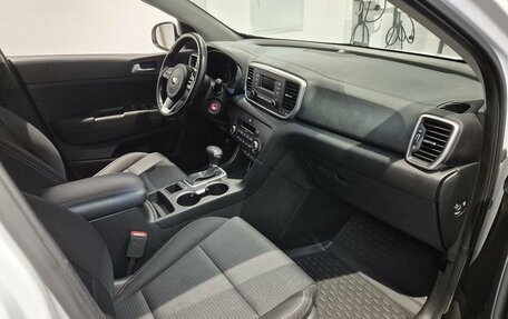 KIA Sportage IV рестайлинг, 2021 год, 2 149 000 рублей, 9 фотография