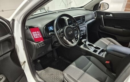 KIA Sportage IV рестайлинг, 2021 год, 2 149 000 рублей, 7 фотография
