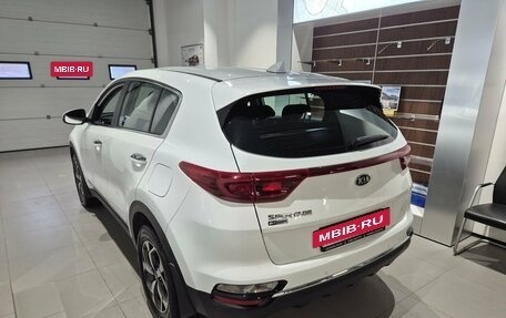 KIA Sportage IV рестайлинг, 2021 год, 2 149 000 рублей, 4 фотография