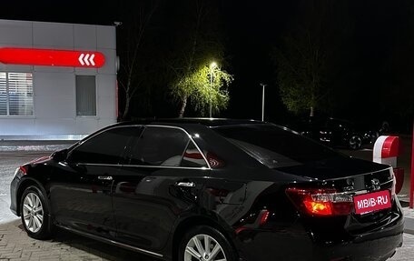 Toyota Camry, 2012 год, 1 620 000 рублей, 2 фотография