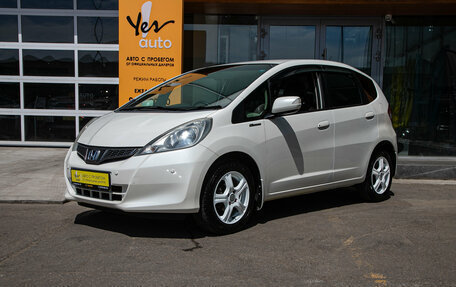 Honda Fit III, 2011 год, 849 000 рублей, 2 фотография