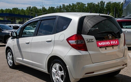 Honda Fit III, 2011 год, 849 000 рублей, 9 фотография