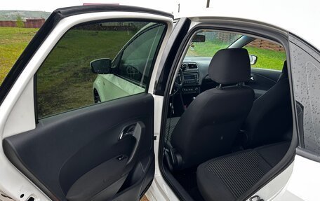 Volkswagen Polo VI (EU Market), 2013 год, 847 000 рублей, 14 фотография